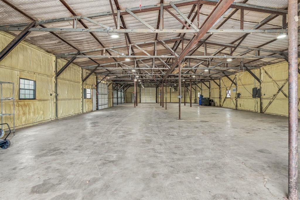 1324 N Saint James Road - Photo 16
