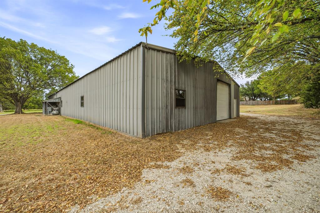 1324 N Saint James Road - Photo 7