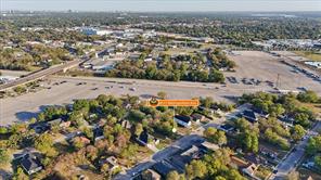 4517 Metropolitan Avenue - Photo 8