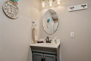 133 S Buffalo Street - Photo 35