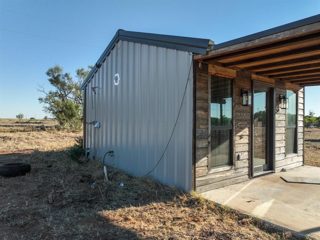 424 CR 141 - Photo 13