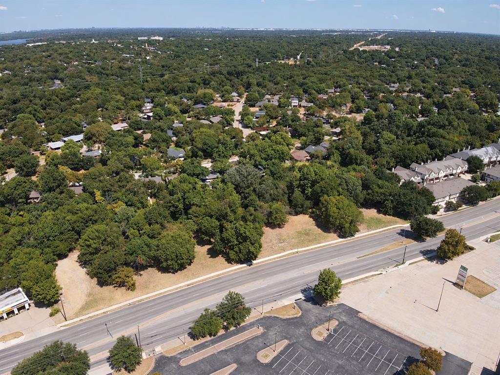 8605 Ferguson Road - Photo 3