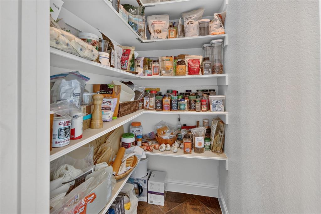 2915 Sutton Place - Photo 15
