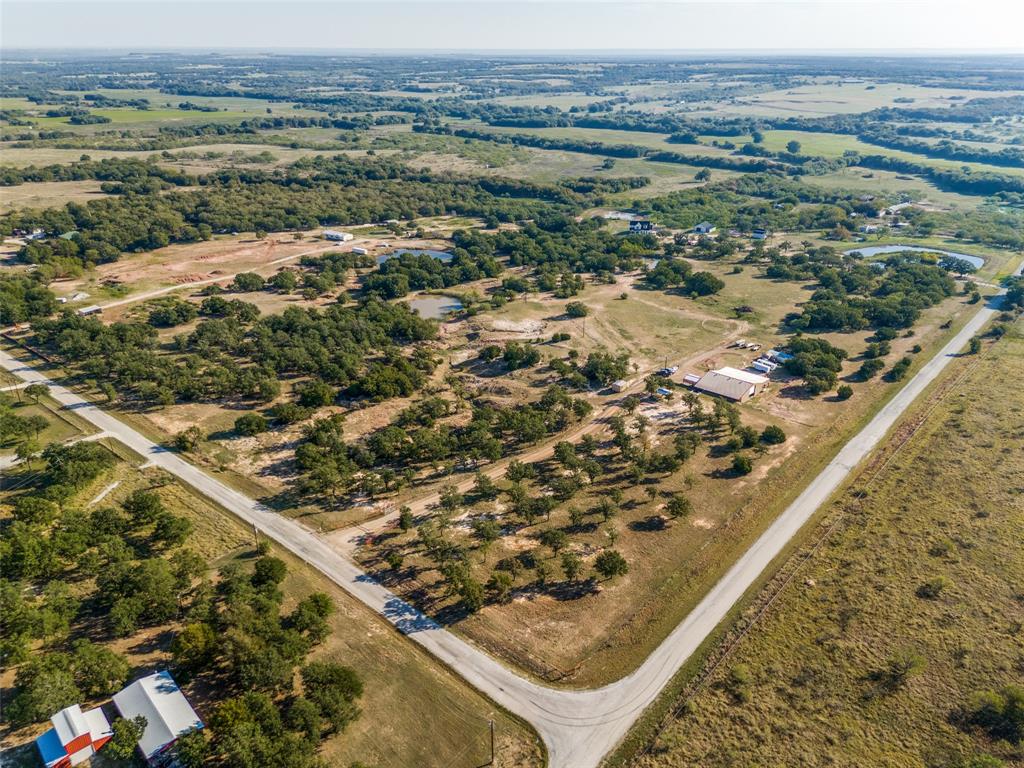 689 County Road 3737 - Photo 1