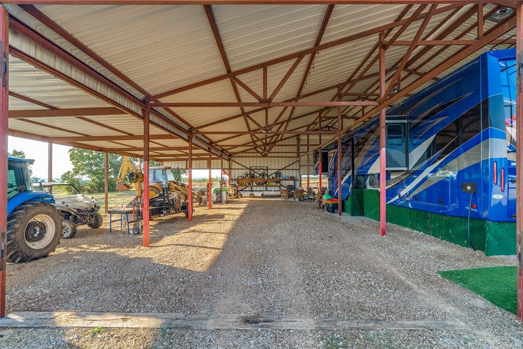 689 County Road 3737 - Photo 5