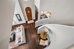 711 Wyndsor Creek Drive - Photo 4
