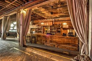 215 E 5th Avenue - Photo 3