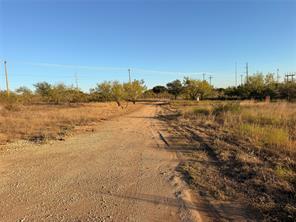 606 County Road 438 - Photo 5