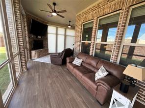 8713 Honeysuckle Drive - Photo 19