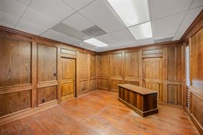1119 Halsell Street - Photo 11
