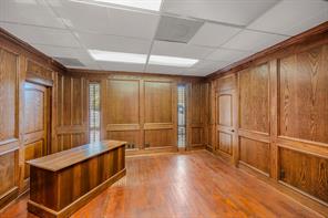 1119 Halsell Street - Photo 12