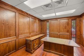 1119 Halsell Street - Photo 16