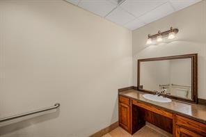 1119 Halsell Street - Photo 19