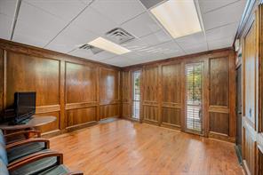 1119 Halsell Street - Photo 23