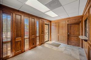 1119 Halsell Street - Photo 6