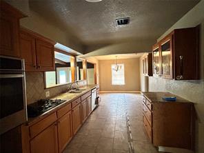 8407 Honeysuckle Lane - Photo 20