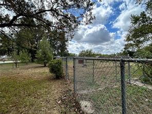 8407 Honeysuckle Lane - Photo 24