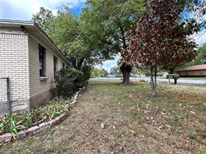 8407 Honeysuckle Lane - Photo 28