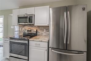 4604 Jenkins Circle - Photo 19