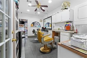 3021 E Lancaster Avenue - Photo 7