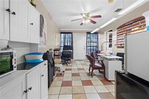 3021 E Lancaster Avenue - Photo 8