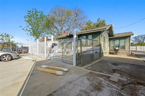 3013 E Lancaster Avenue - Photo 3