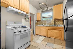 3013 E Lancaster Avenue - Photo 4