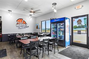 8721 Boulevard 26 - Photo 3