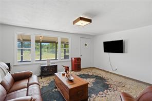 517 County Road 1364 - Photo 32