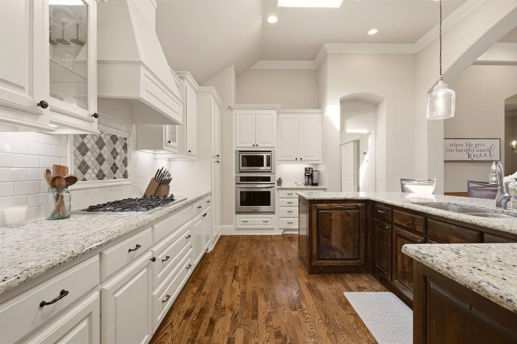 919 Charles River Court - Photo 11