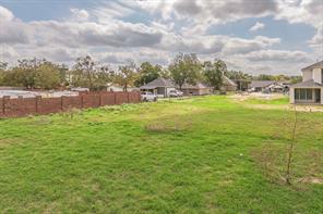 601 Dallas Drive - Photo 4