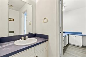 8260 Tudor Lane - Photo 15