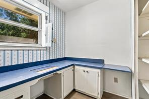 8260 Tudor Lane - Photo 16