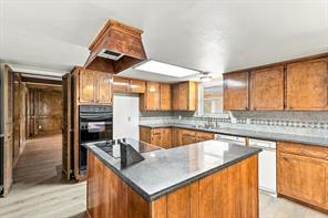 8260 Tudor Lane - Photo 2