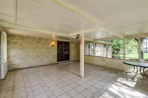 8260 Tudor Lane - Photo 29