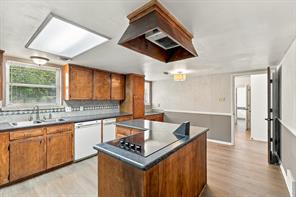 8260 Tudor Lane - Photo 3