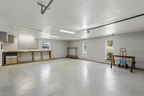 8260 Tudor Lane - Photo 35
