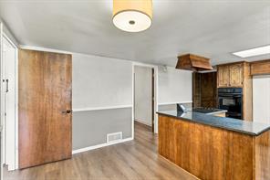 8260 Tudor Lane - Photo 9