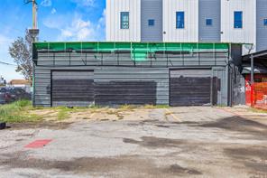 302 N Lancaster Avenue - Photo 2