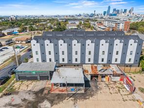 302 N Lancaster Avenue - Photo 8