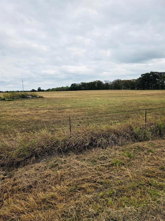 422 Private Road 21146 - Photo 1