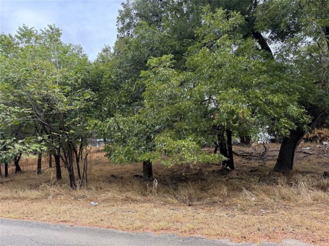 7137 Chippewa Trail