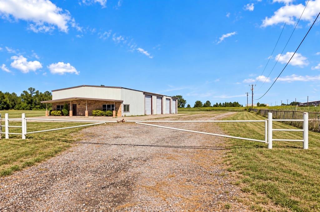 225 Morris Lane - Photo 1
