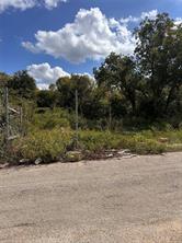 5404 Railroad Avenue - Photo 2