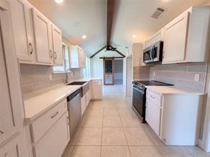 711 Rush Creek Drive - Photo 3