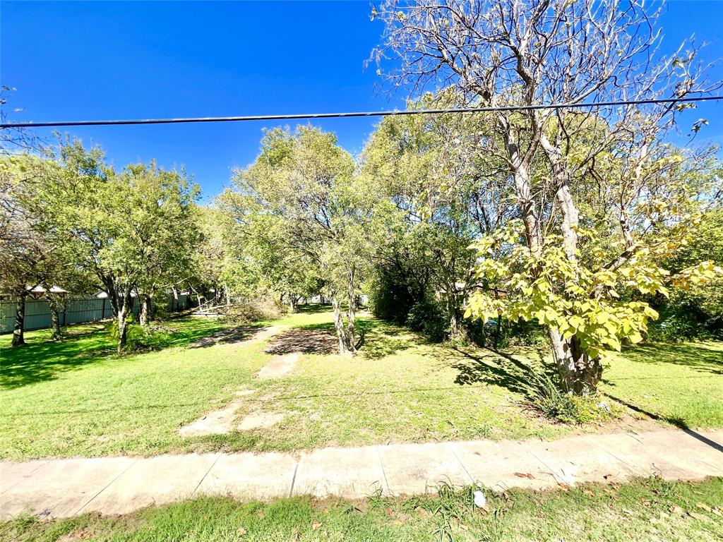 431 W Danieldale Road - Photo 1