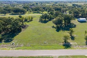 410 Shoreline Drive - Photo 2