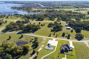 410 Shoreline Drive - Photo 4