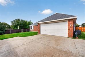 1429 Macrae Court - Photo 31