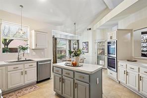 758 Livingston Drive - Photo 14